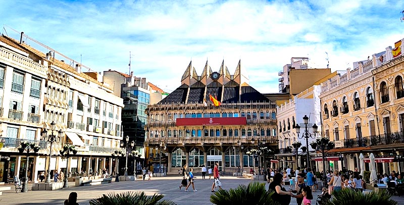 Ayuntamiento y Plaza Mayor