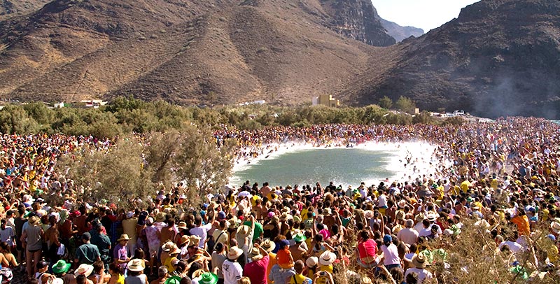 Fiesta de El Charco (aldea de San Nicolás)