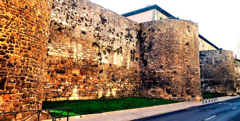Murallas de León