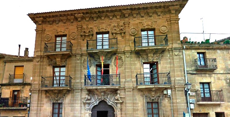 La Casa Encantada de Briones