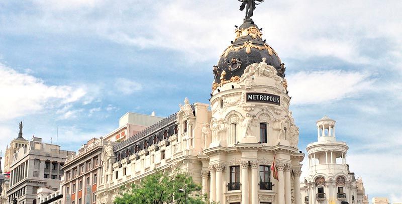 Panorámica del edificio metrópolis