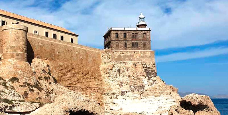 La muralla de Melilla