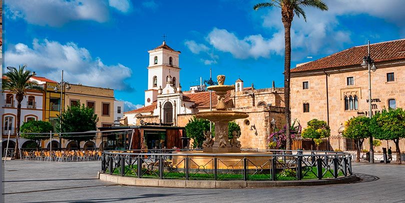 Panorámica de la plaza de España de Mérida