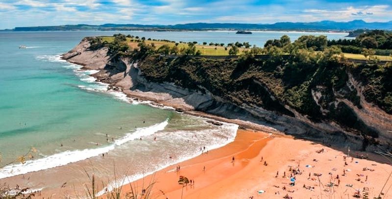 Playas: Sardinero I y II, Mataleñas, los Peligros, El Camello, La Concha
