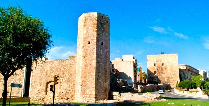 Circo Romano Torre de Pilatos, sarcófago de Hipólito